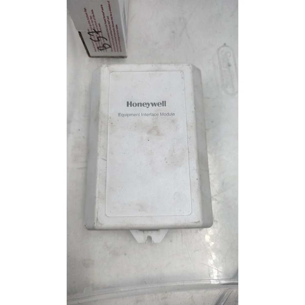 Honeywell THM5421C1008 VisionPRO Total Home Comfort System Equipment Interface